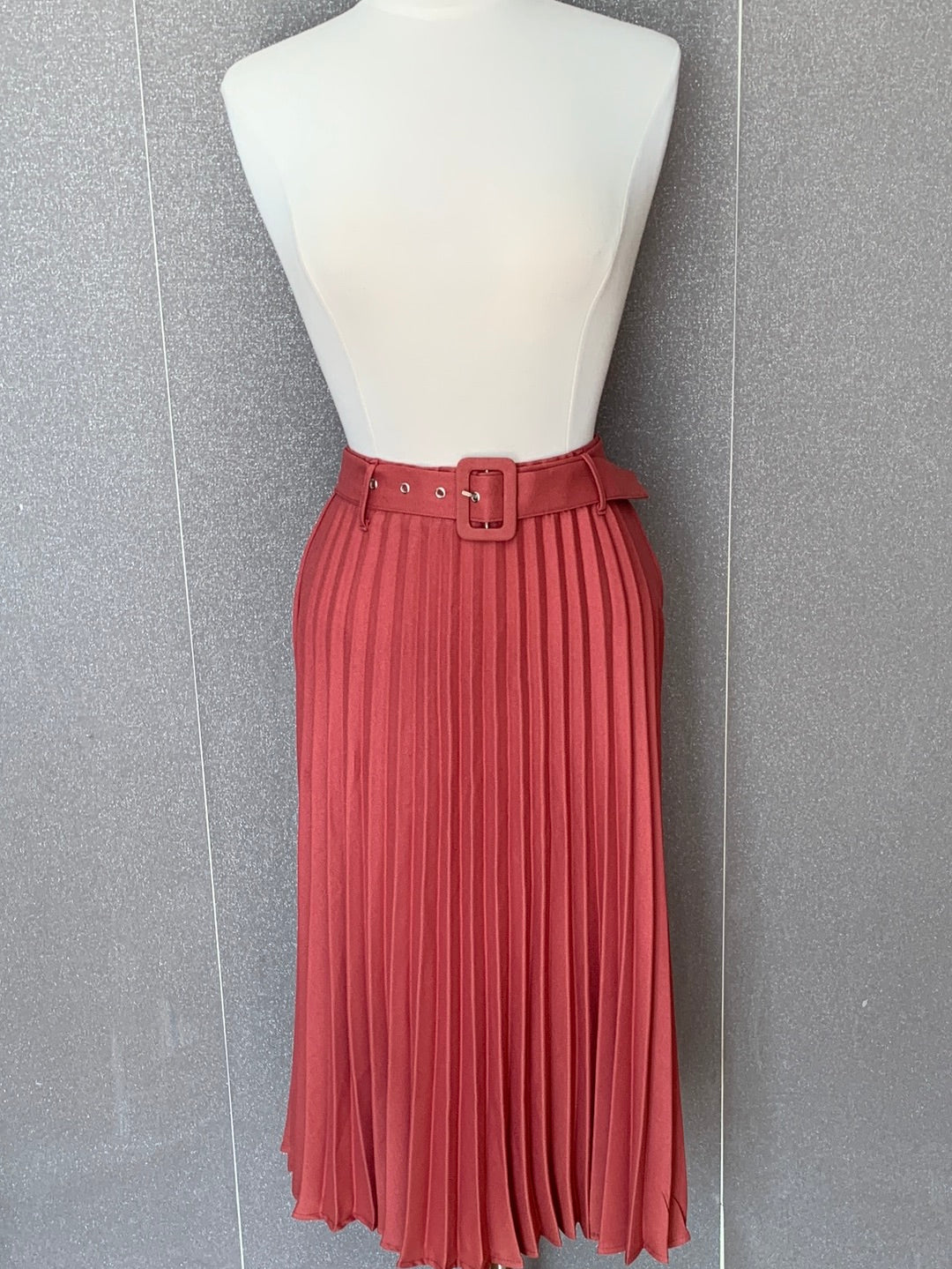 Mauve Pleated Skirt