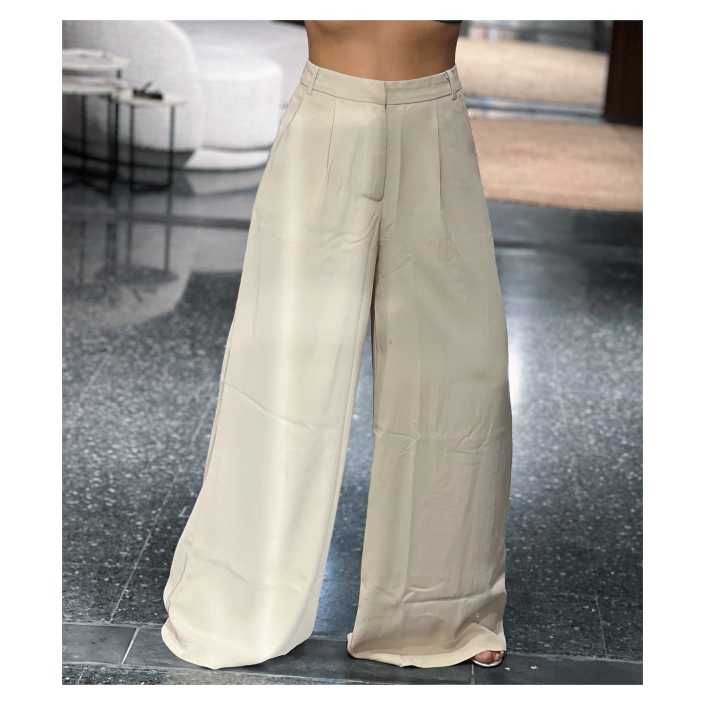 WIDE LEG TROUSER