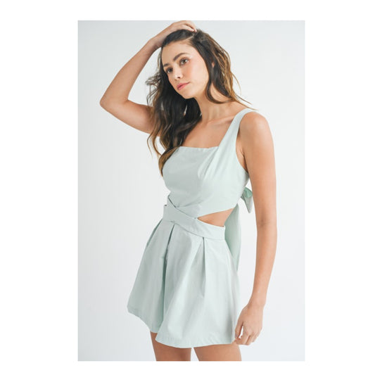 POPLIN SIDE CUT OUT OPEN BACK ROMPER