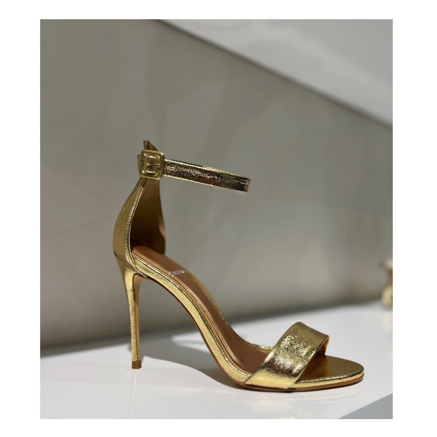 DRESS SANDAL LEATHER GOLD