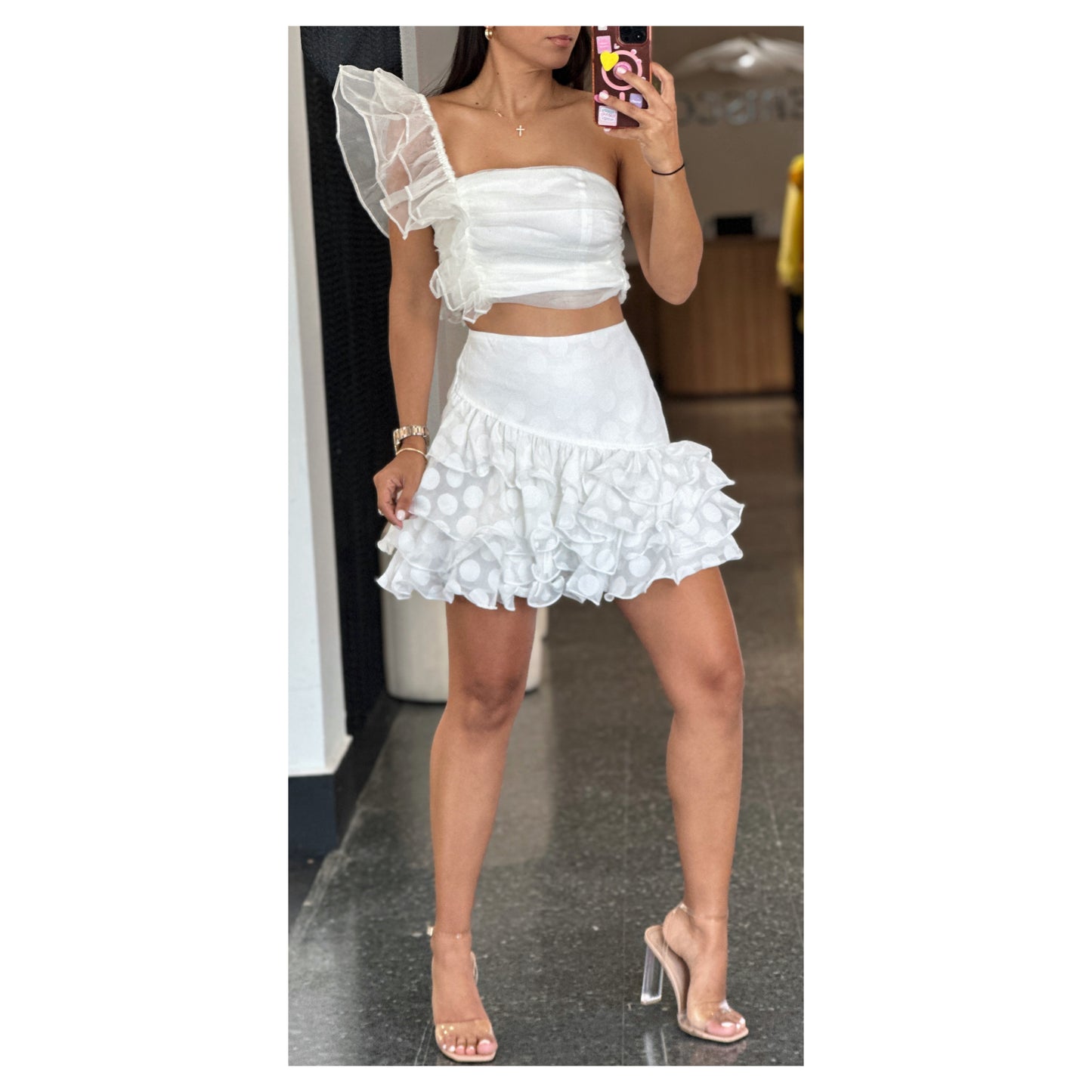 WHITE RUFFLE SKIRT