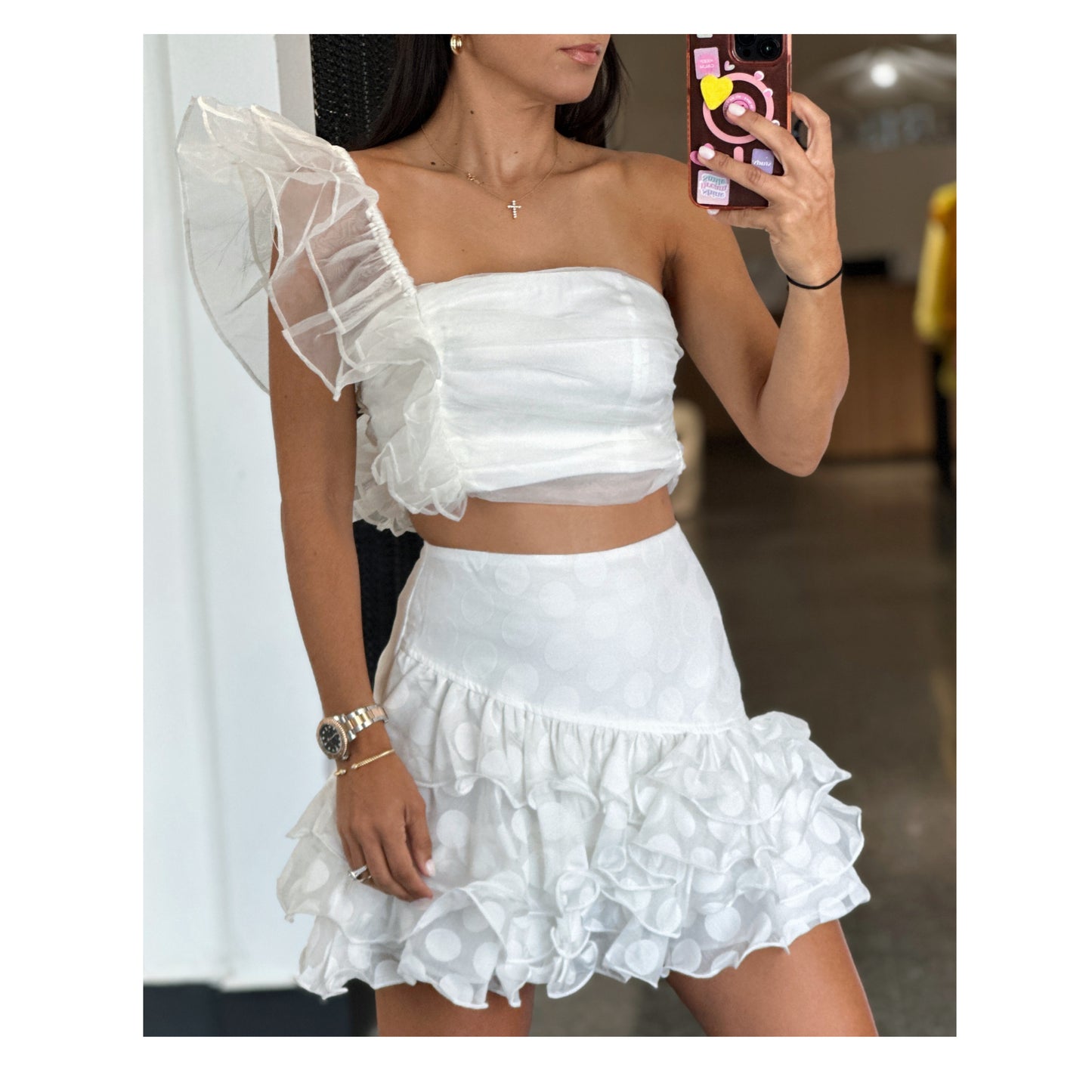 WHITE RUFFLE SKIRT