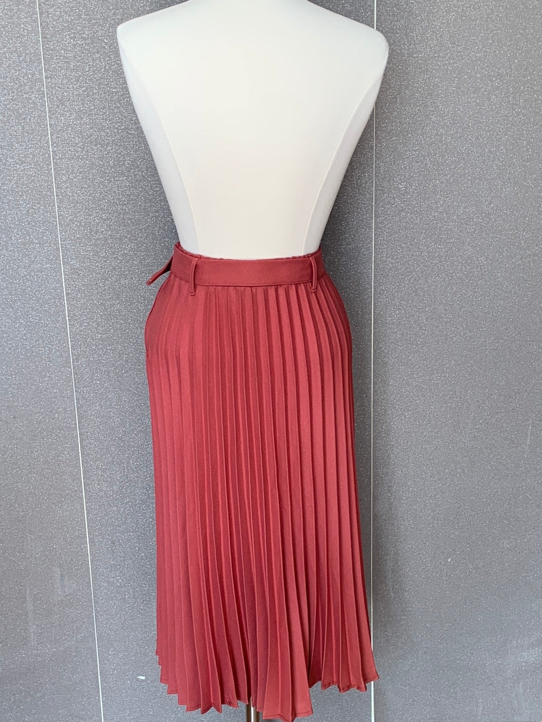 Mauve Pleated Skirt