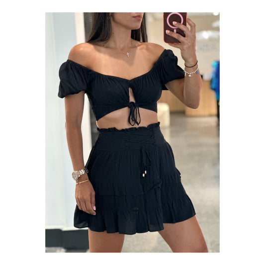 PUFF SLEEVE FRONT CUT-OUT CROP TOP RUFFLE SKIRT