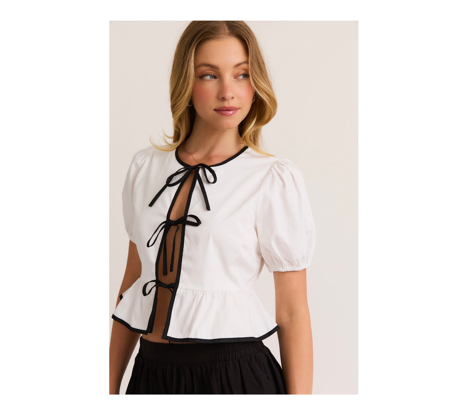 PUFF SHORT SLEEVE CONTRAST BOW DETAIL OPEN BLOUSE