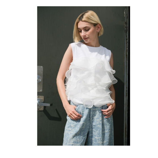 KNIT TOP WITH ORGANZA RUFFLES