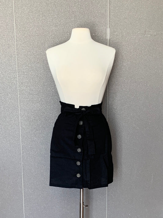 FRONT BUTTONS SKIRT